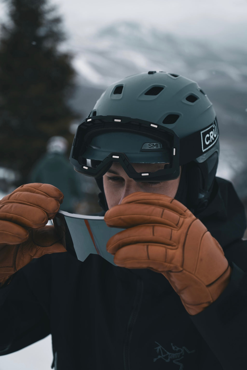 CRÜ Snow Goggles