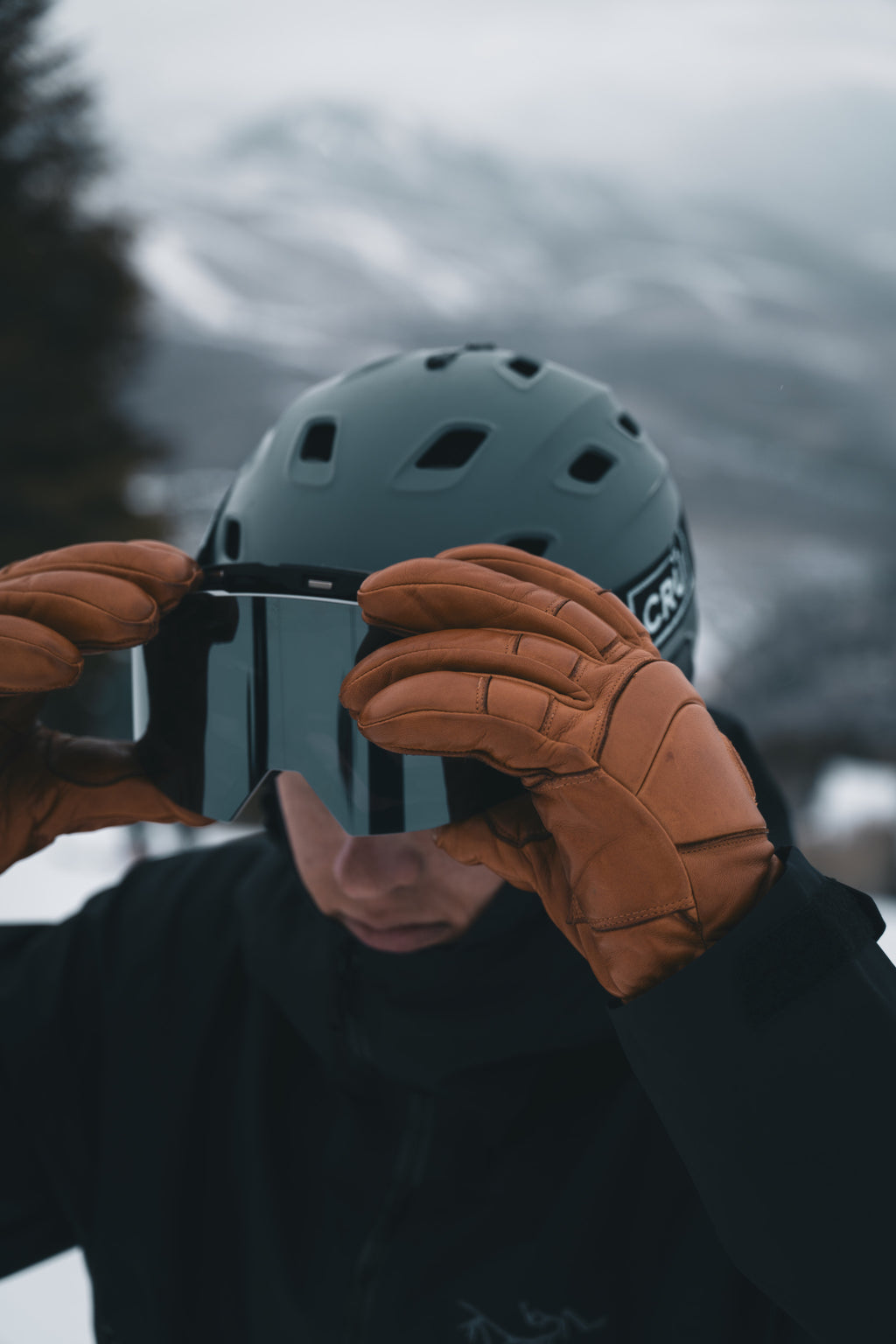 CRÜ Snow Goggles